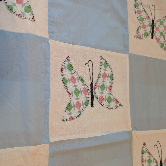 VINTAGE QUILT Butterfly Pastel Baby Blue Crib Nursery Embroidered Blanket - Picture 9 of 11